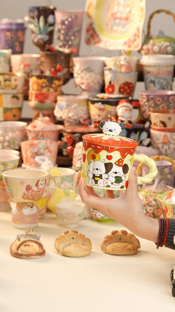 摆件陶景德镇釉下彩手绘设计师款陶瓷