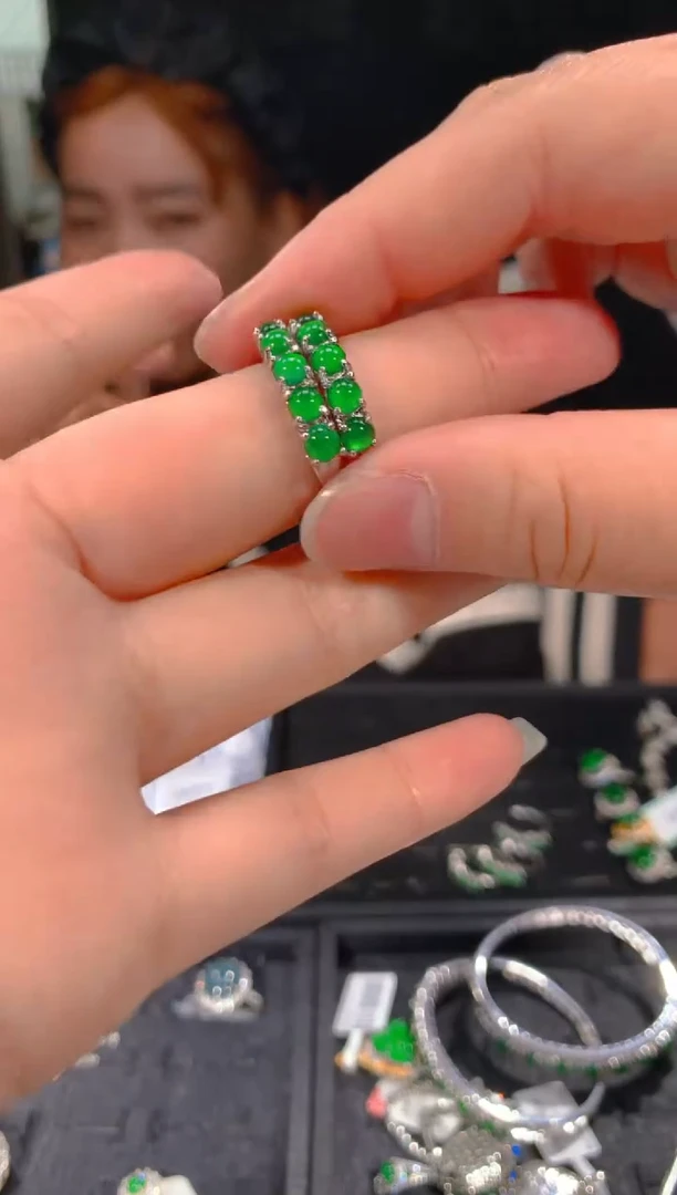 【闪购商品】定制翡翠未镶嵌86多样性发货（发其一）