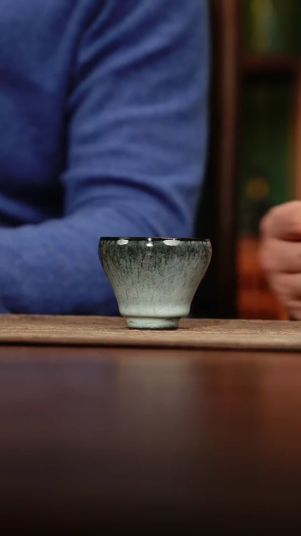 【闪购商品】17-7佛手杯（铁胎哥窑）