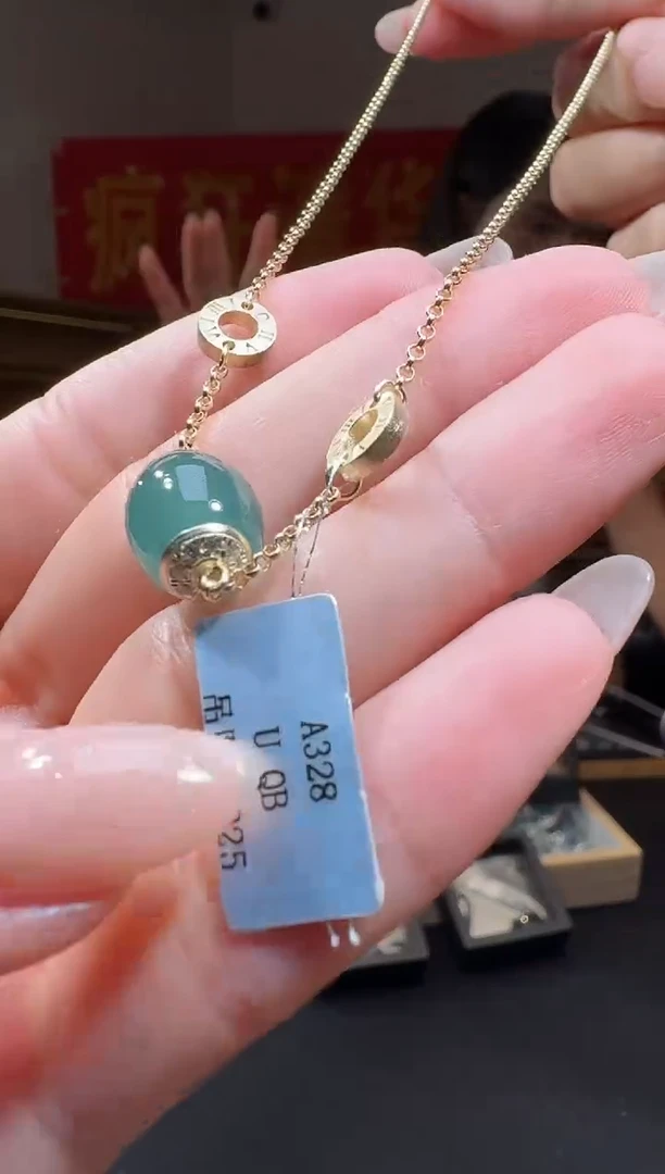 翡翠银S925镶嵌吊坠(赠链)纯天然A货翡翠吊坠（多样性发其一）