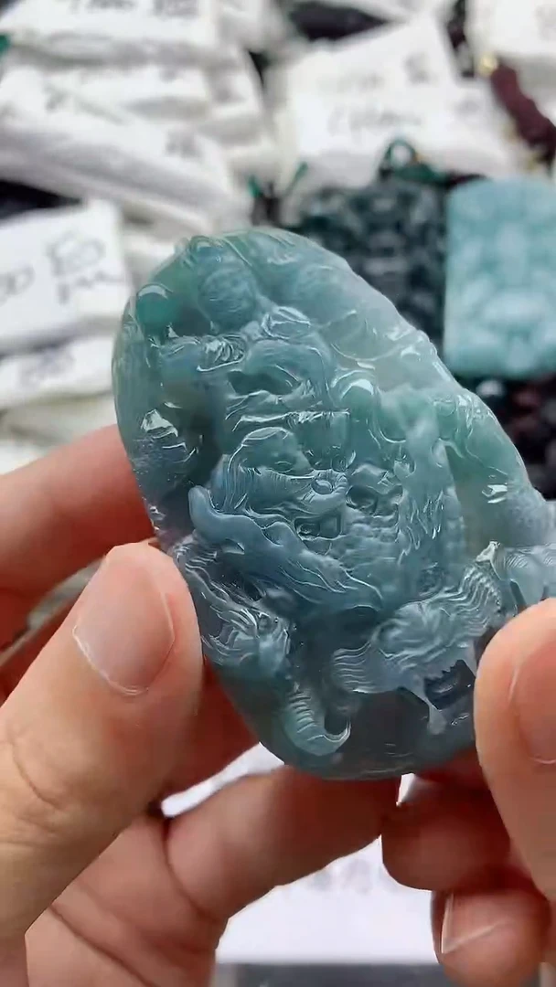 翡翠未镶嵌颈饰888