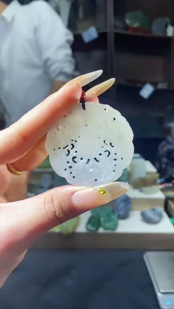 【闪购商品】和田玉颈饰未镶嵌1