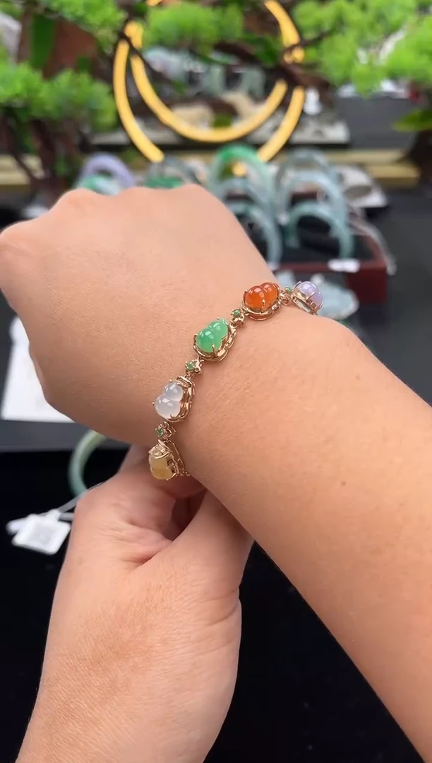 18K金镶嵌手链翡翠手链