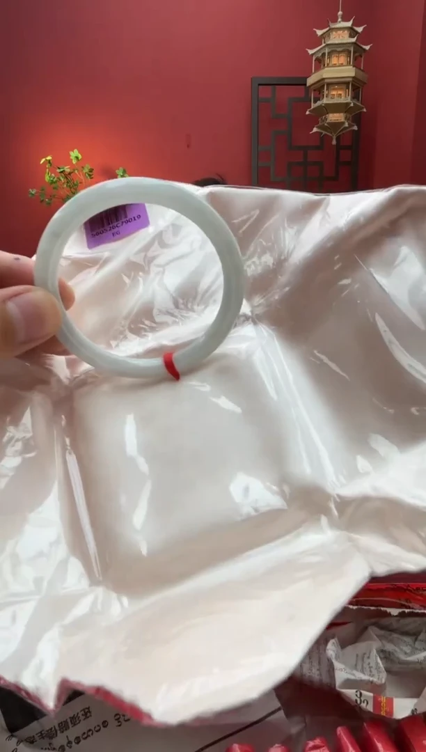 未镶嵌手镯（圆镯）翡翠翡翠手镯6