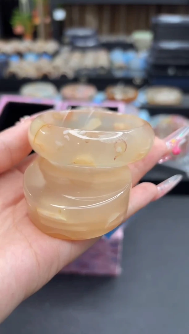 未镶嵌手镯石英质玉67(53圈赠送镯心)