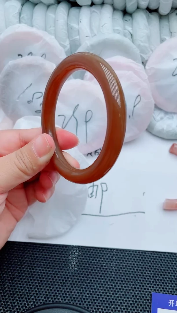 石英质玉手镯未镶嵌C115-57*-58