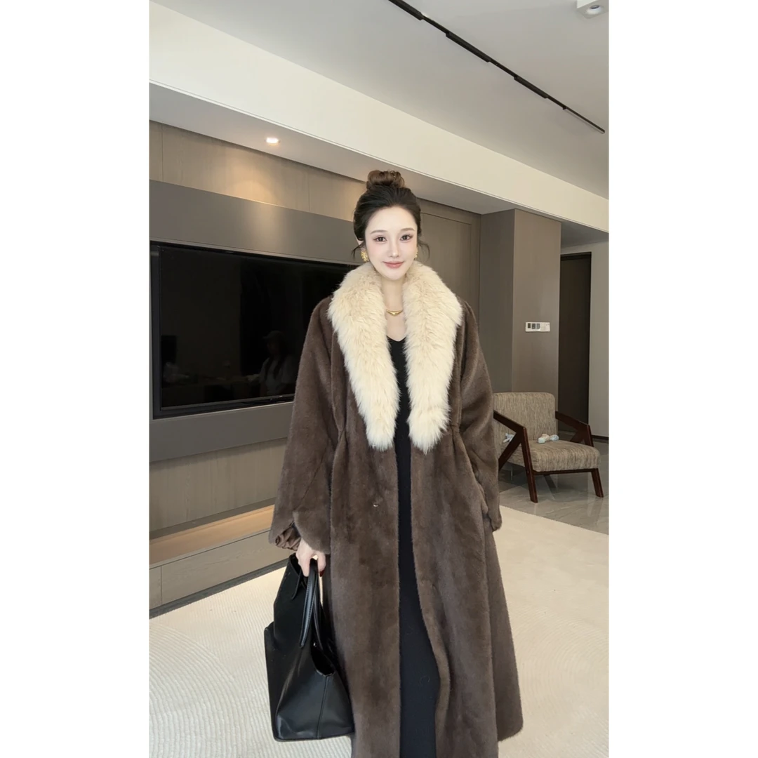 【九亿】雪冬妲己 |冬款休闲设计师款中长款狐狸毛领外套24DK2215