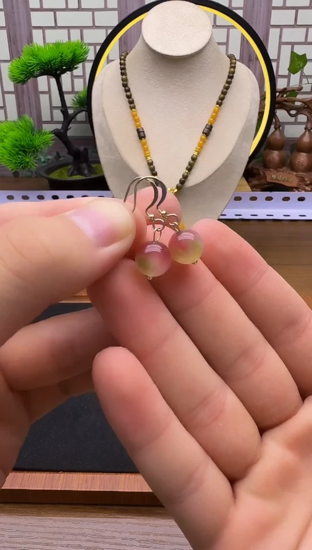 14K金镶嵌耳饰碧玺E133