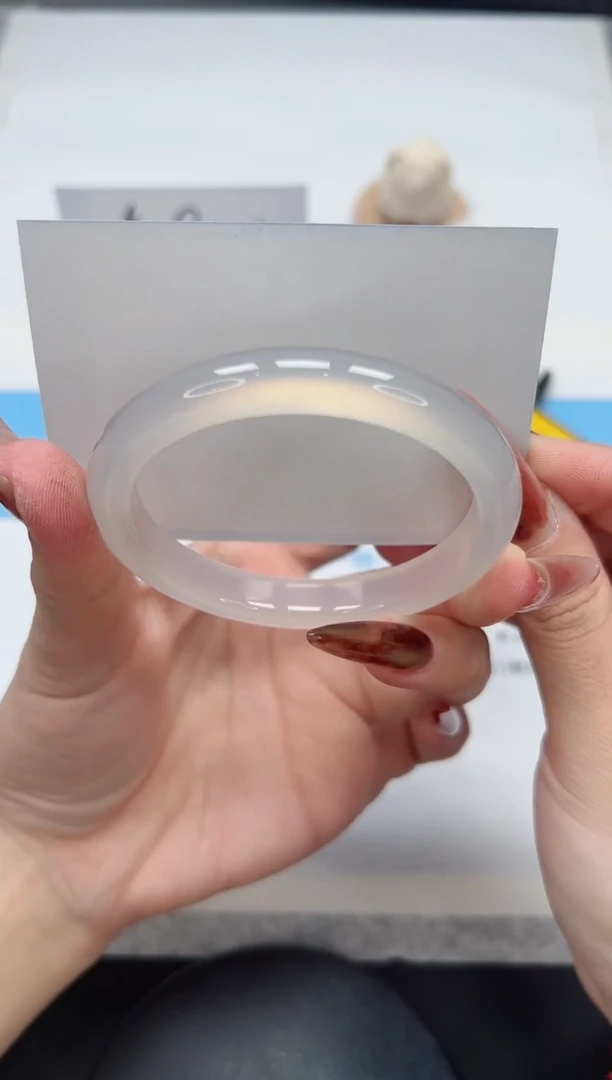 【闪购商品】玛瑙/玉髓手镯未镶嵌270/荔枝57.1