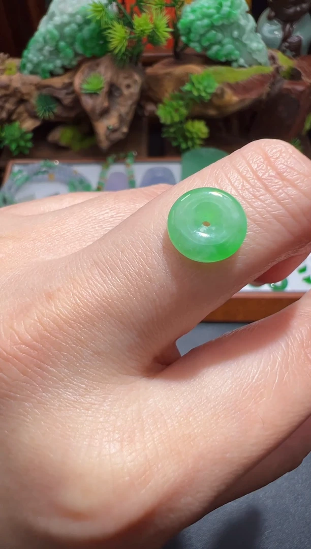 未镶嵌定制翡翠9.9*2.9平安扣