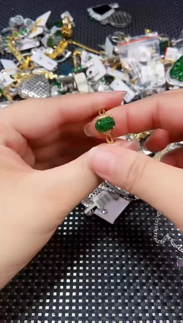 翡翠戒指未镶嵌1111111111