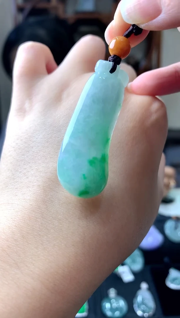 吊坠(不含链)未镶嵌翡翠福瓜