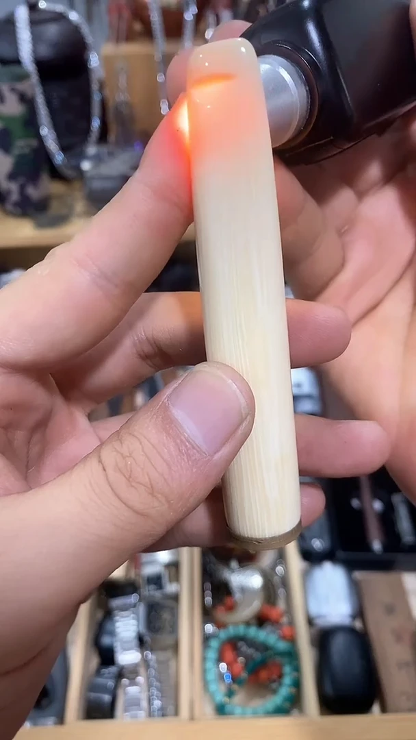 瓷片闪购商品  如图所示