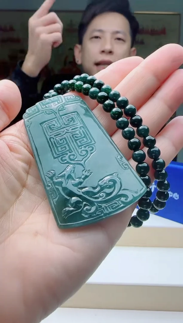 【闪购商品】翡翠颈饰未镶嵌1111111111