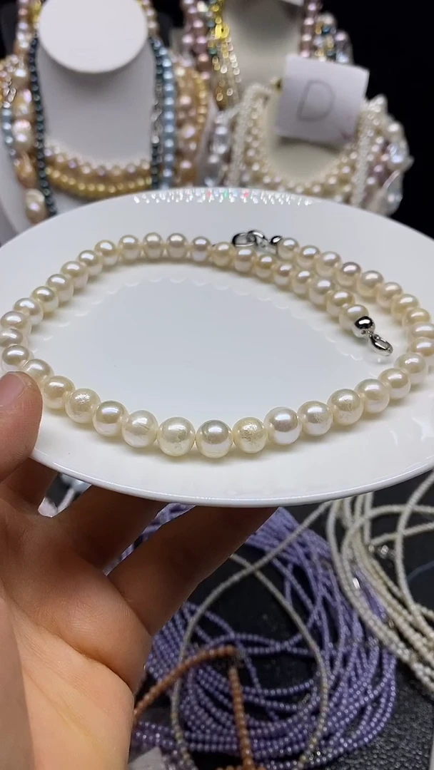 淡水珍珠未镶嵌颈饰多人