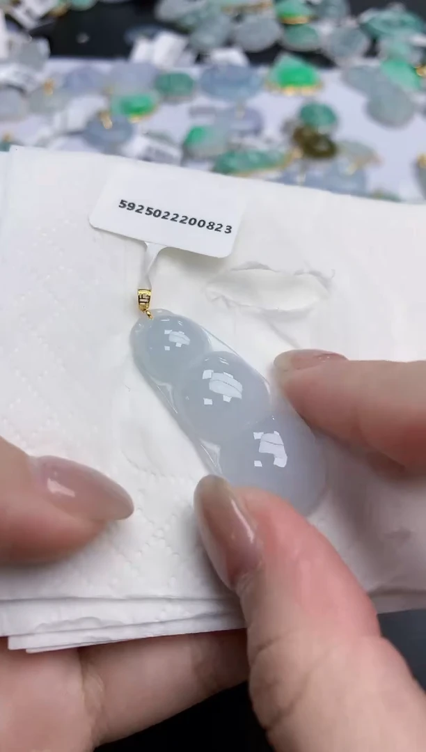 【闪购商品】翡翠颈饰18K金镶嵌天然缅甸翡翠A货