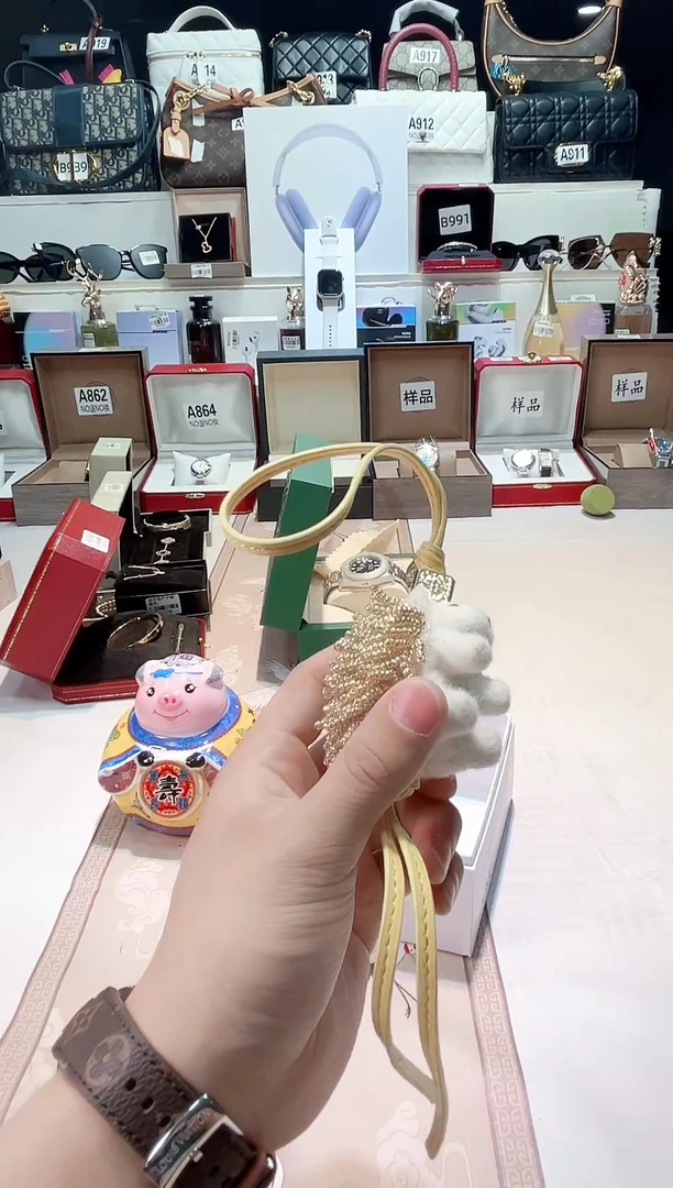 瓷片瓷器 库房到期 全部地板价@@1