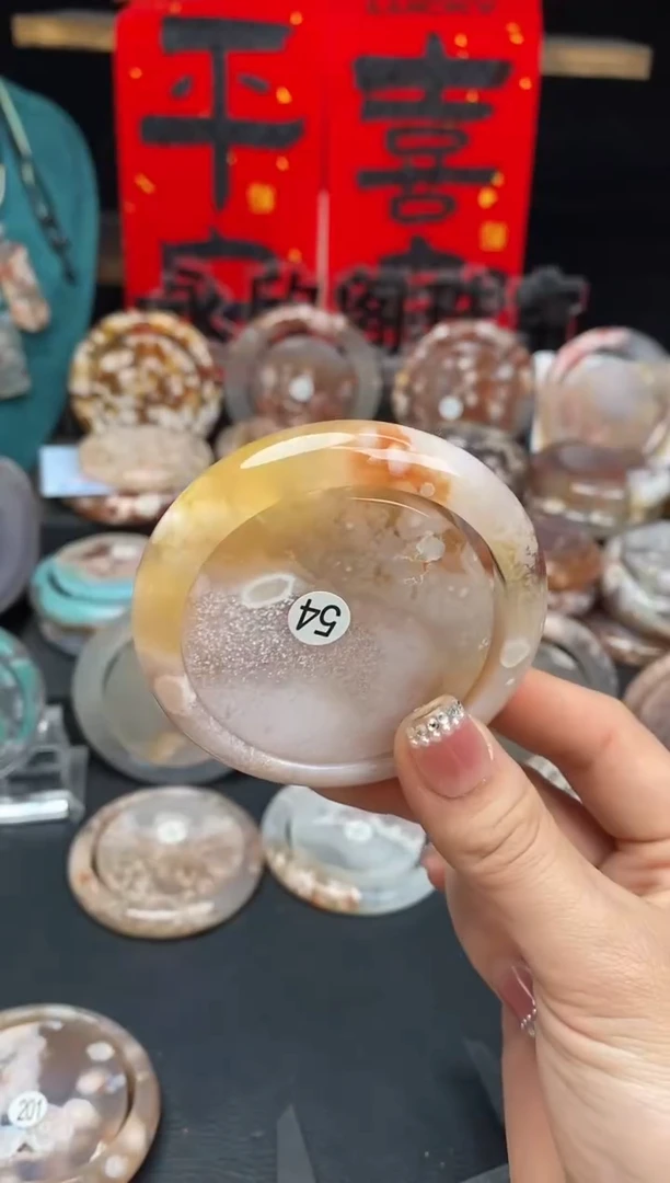 【闪购商品】石英质玉手镯（圆镯）未镶嵌55