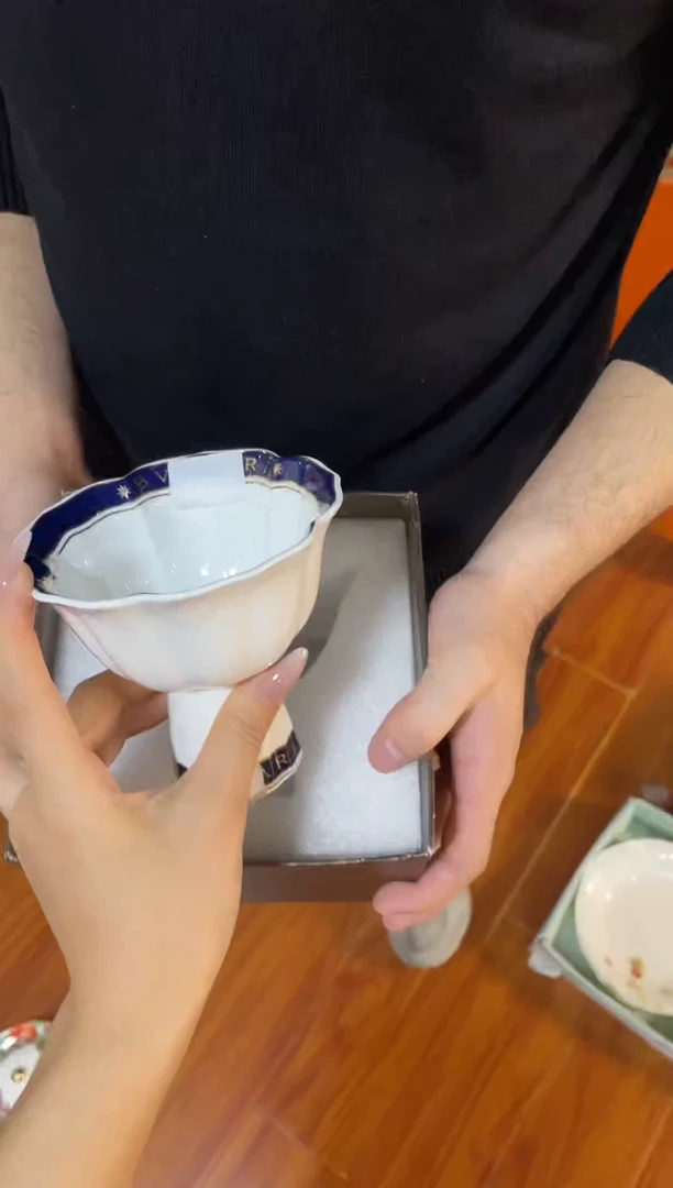 杯鸿辉家品牌瓷器，京东包邮！