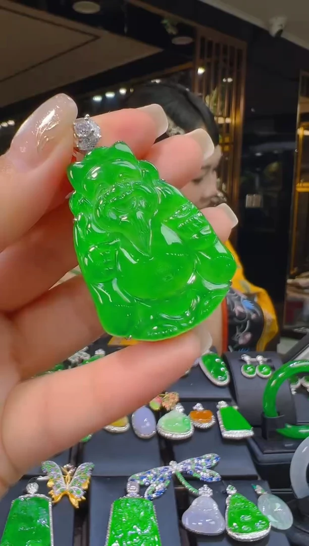 吊坠(赠链)银S925镶嵌翡翠014（多样性发其一）