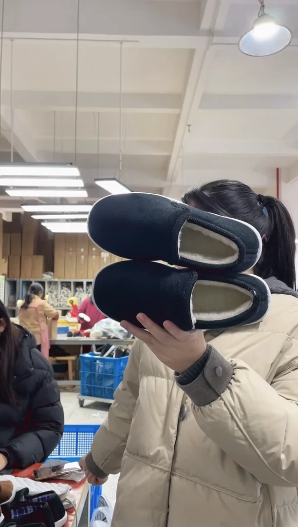 8-11黑色棉鞋36码