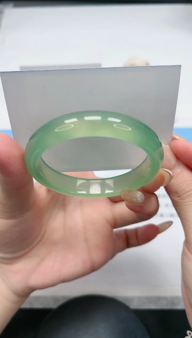 【闪购商品】玛瑙/玉髓手镯未镶嵌94/55.6晴水