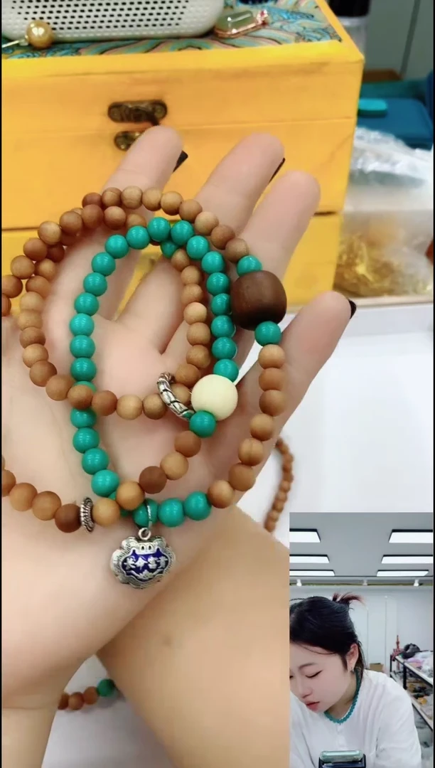 玛瑙/玉髓颈饰合金05103檀绿多圈
