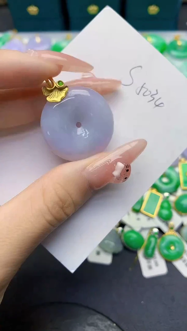 颈饰未镶嵌翡翠缅甸天然翡翠A货