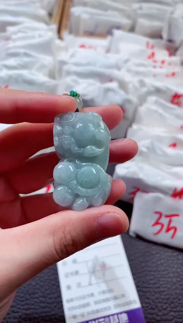 翡翠未镶嵌颈饰00003994多样性发其一
