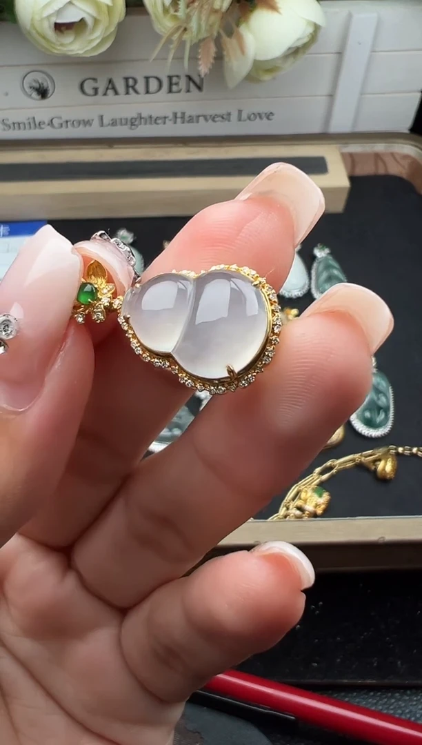 吊坠(不含链)18K金镶嵌翡翠勿拍