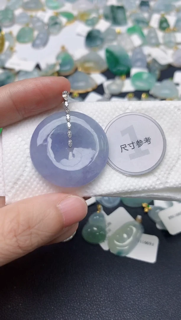 颈饰18K金镶嵌翡翠天然缅甸A货翡翠