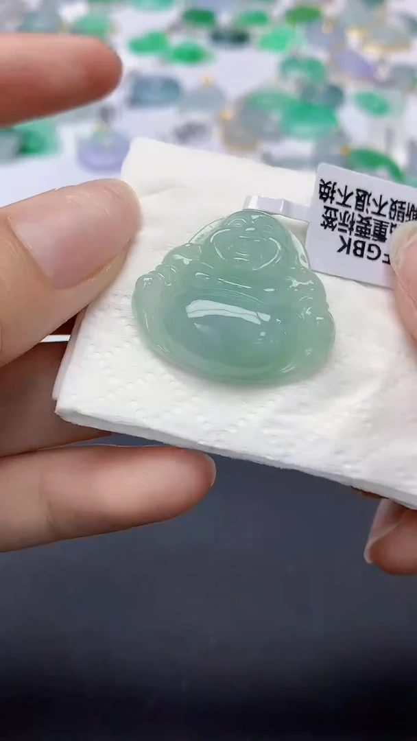 翡翠未镶嵌颈饰天然缅甸a货翡翠