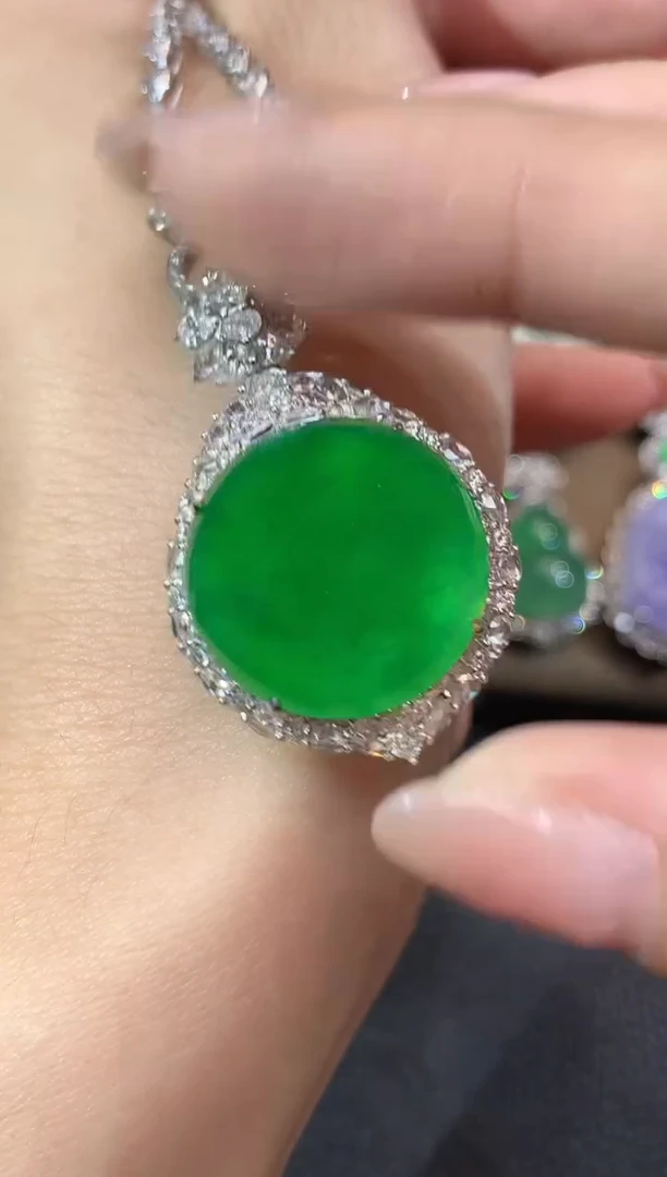 吊坠(不含链)18K金镶嵌翡翠李*怡A51