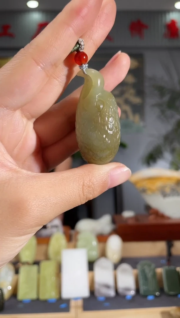 【闪购商品】和田玉颈饰未镶嵌拍一发一 多样性发货