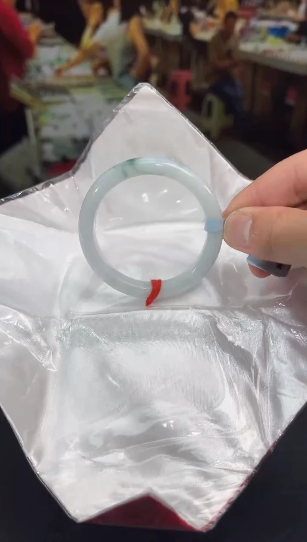 未镶嵌手镯翡翠翡翠手镯