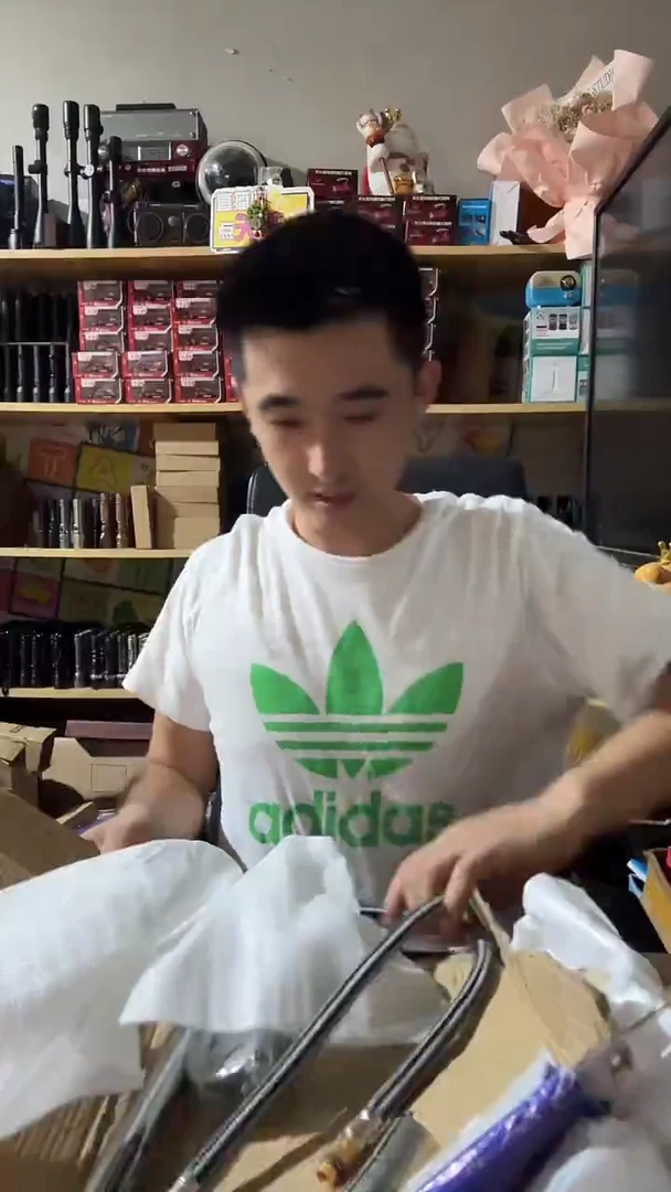 水龙头冷热水的带管子