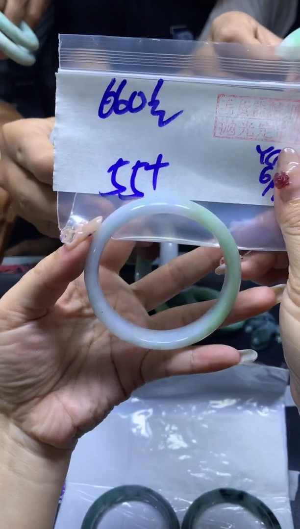 【闪购商品】定制翡翠未镶嵌手镯55+#660元毛货需精细抛光