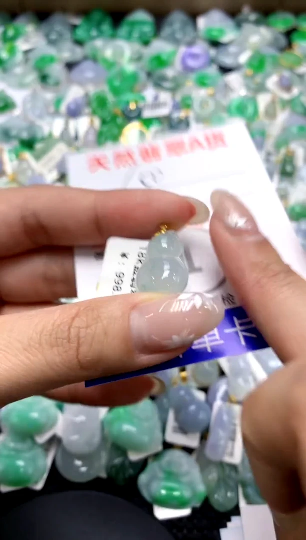 【闪购商品】翡翠颈饰18K金镶嵌111111111111