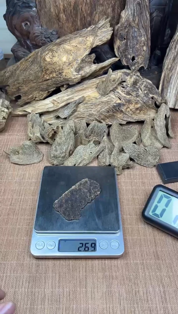 沉香沉香碎屑海南2g