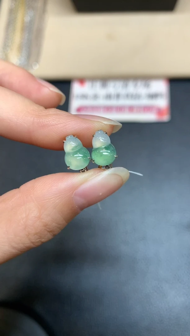 【闪购商品】翡翠耳饰18K金镶嵌【无鉴赏期多样性发其一