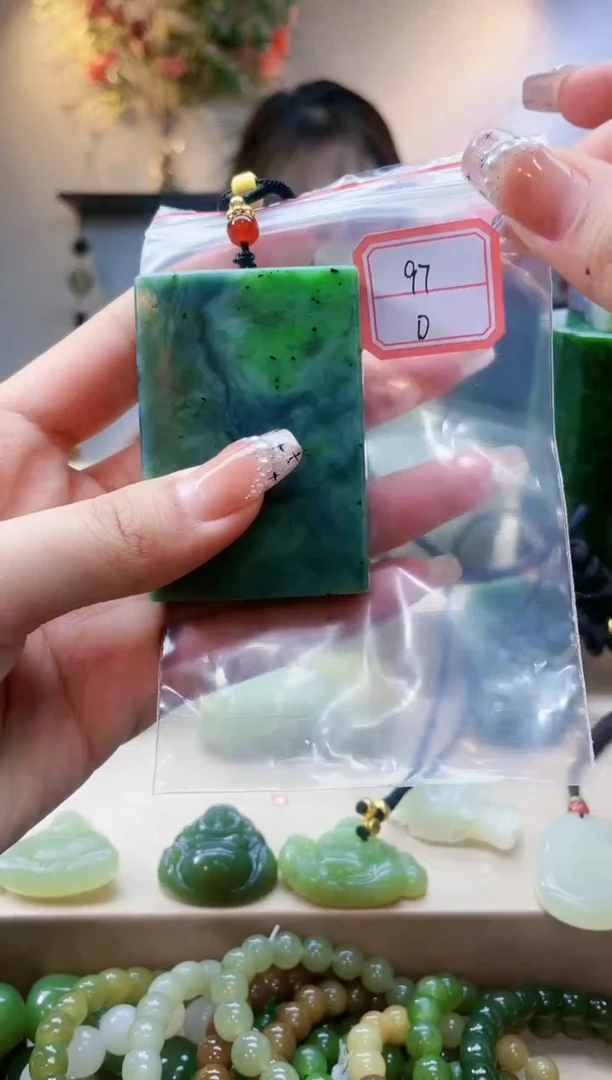 【闪购商品】和田玉挂件未镶嵌1