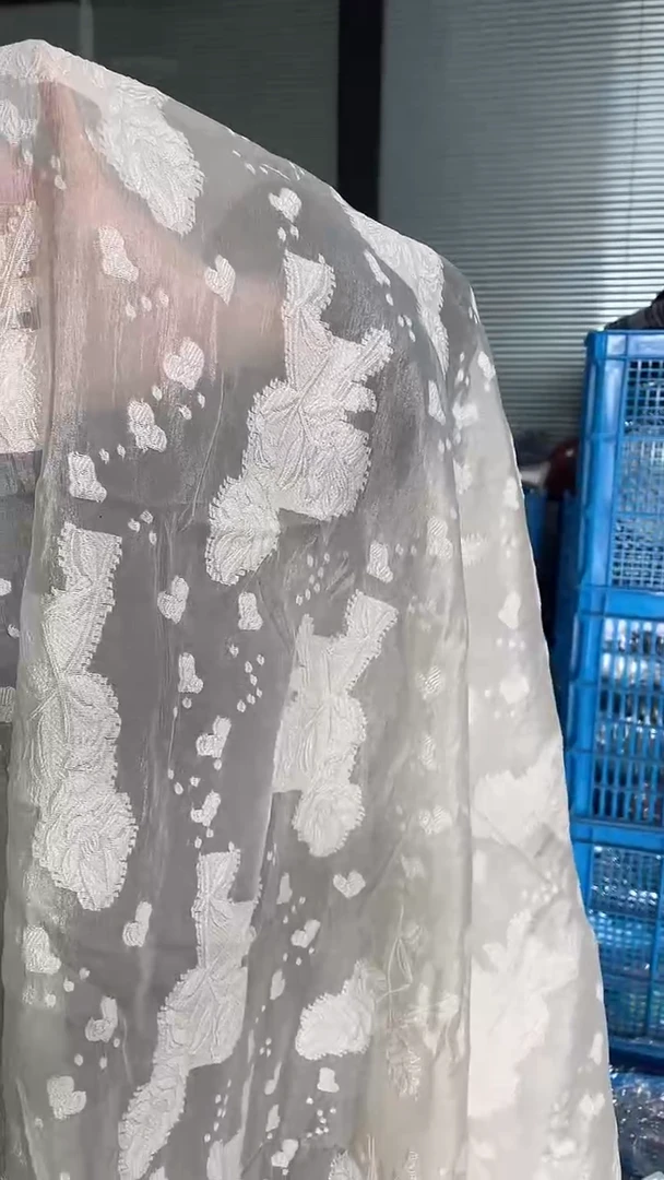 【闪购商品】95%以上混纺时装服装面料