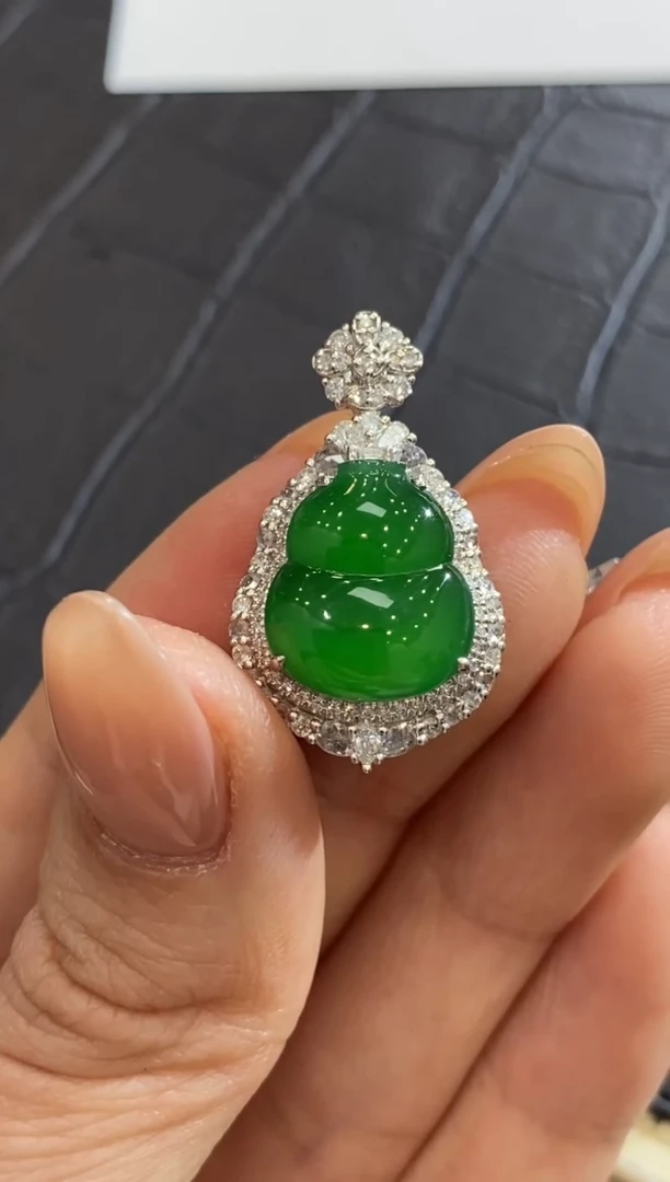 【闪购商品】翡翠颈饰18K金镶嵌收到货48小时鉴赏期（超时不退不换）