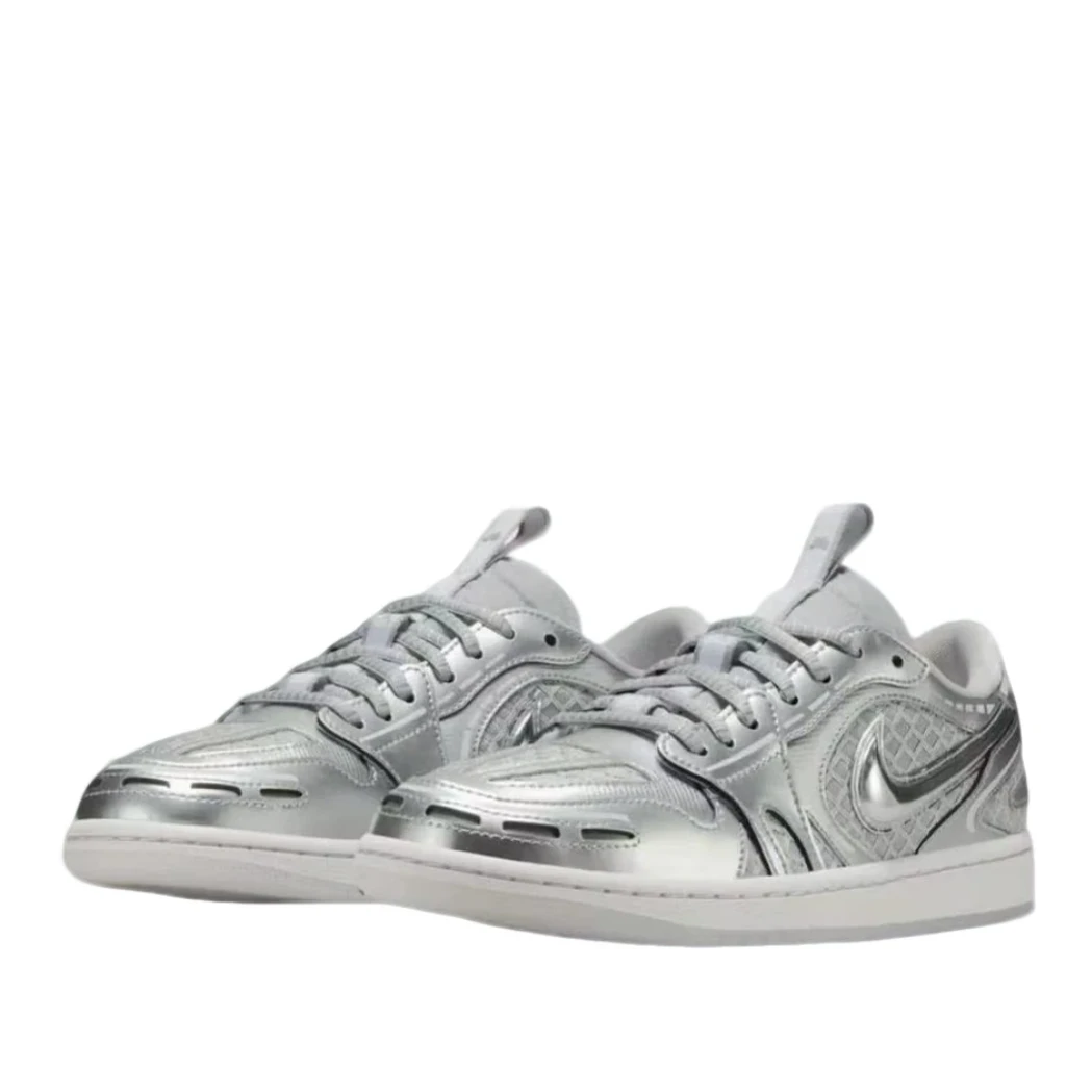 【滔搏联动】耐克AJ女子款电镀银低帮运动鞋HQ2186-002