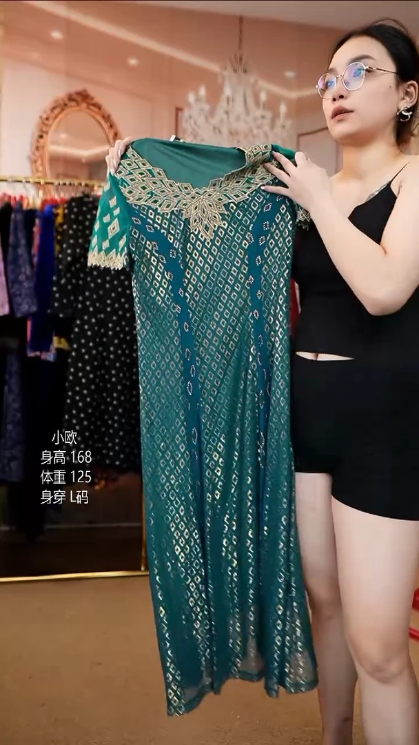 挂脖款125斤以内能穿   58