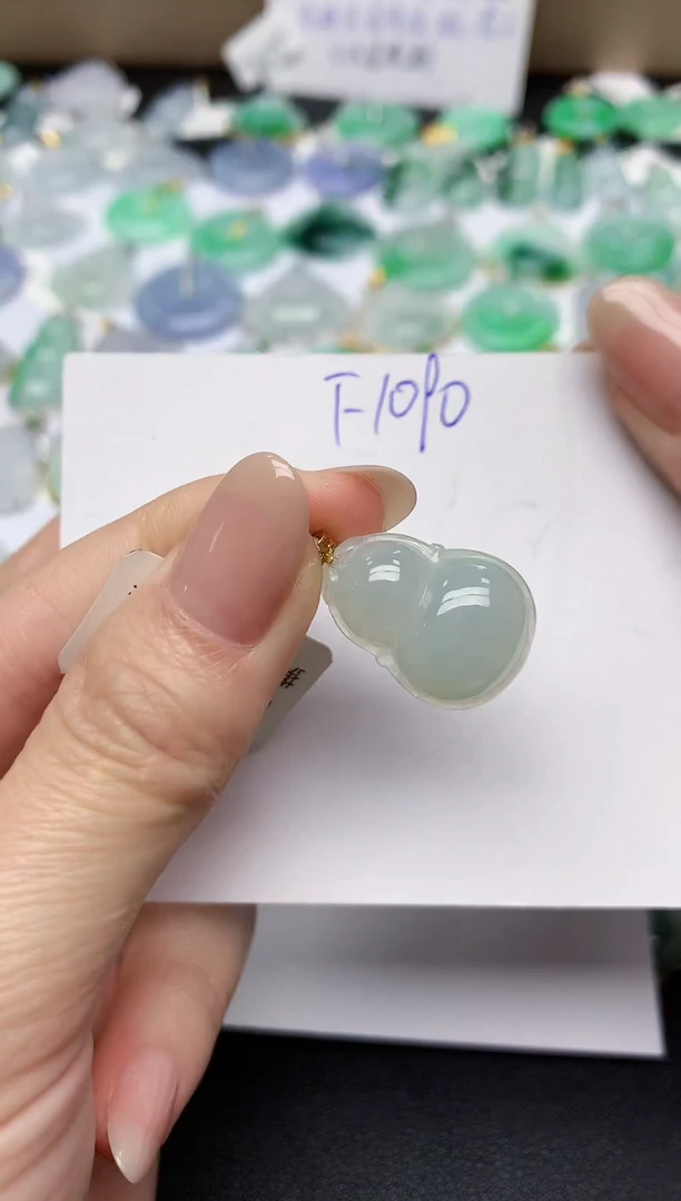 颈饰未镶嵌翡翠天然缅甸A货翡翠百元以上9元证书费自理