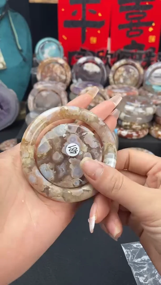 【闪购商品】石英质玉手镯（圆镯）未镶嵌54