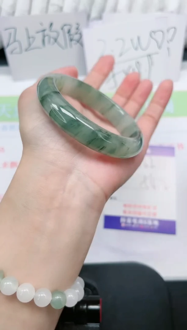 【闪购商品】石英质玉手镯未镶嵌362-54.2