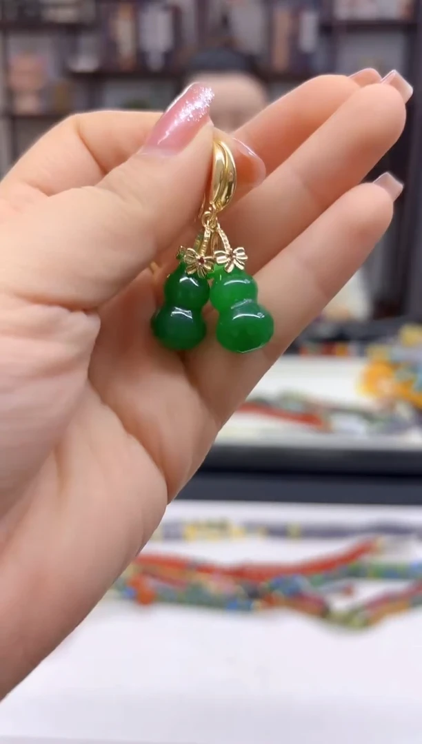 【闪购商品】翡翠耳饰14K金镶嵌耳勾E475