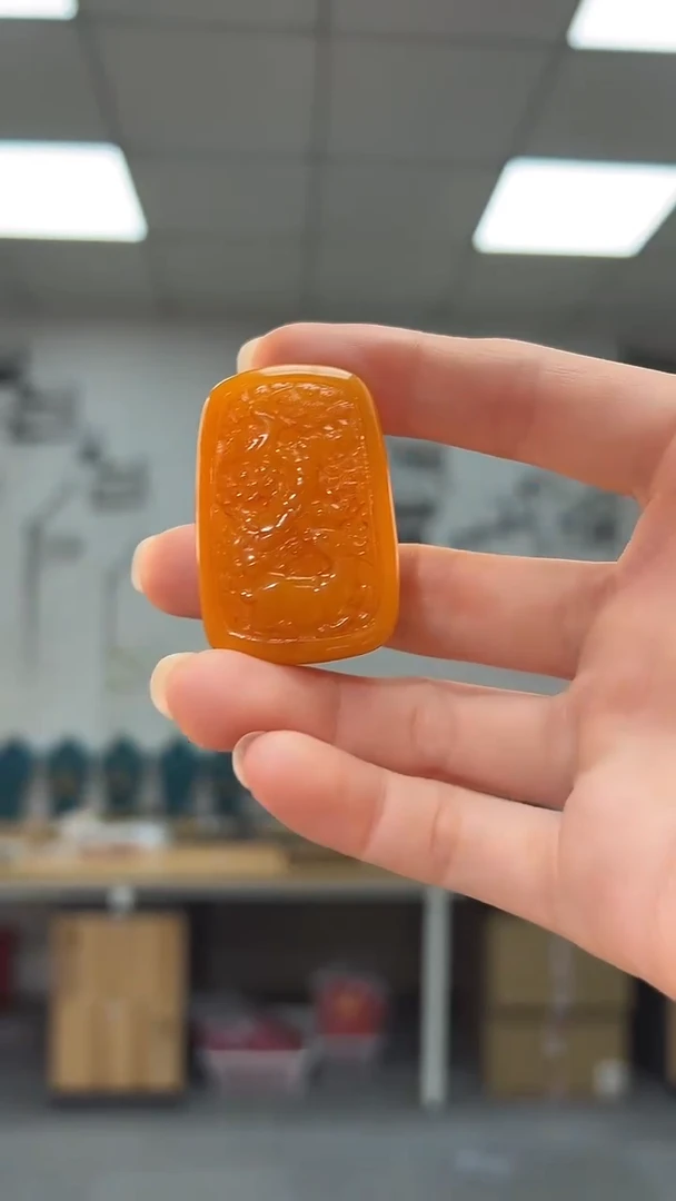 【闪购商品】琥珀裸石未镶嵌A0367天然蜜蜡绑绳